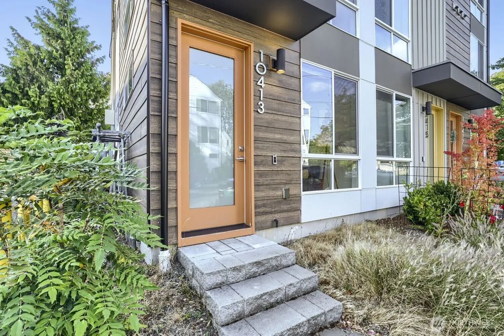 10413 Alderbrook Place Nw, Seattle