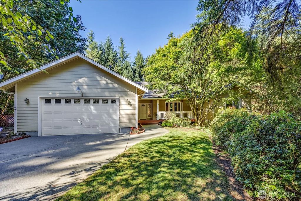 17523 Maple Hill Avenue Ne, Poulsbo