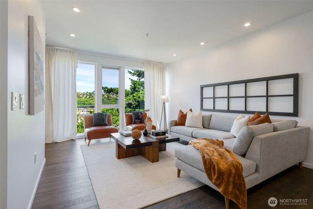 2251 14th Avenue W C, Seattle