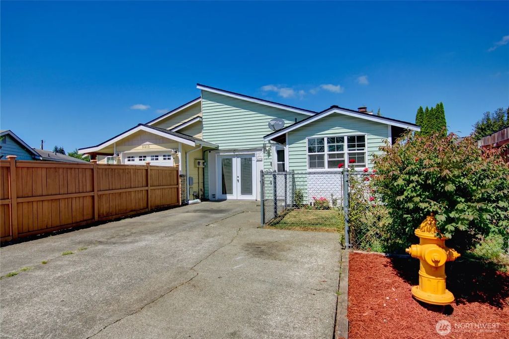 5219 101st Place Ne, Marysville
