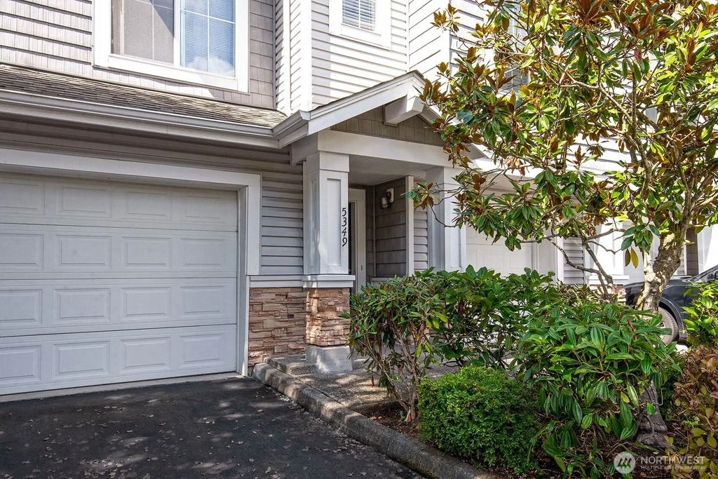 5349 236th Place Se 27-2, Issaquah