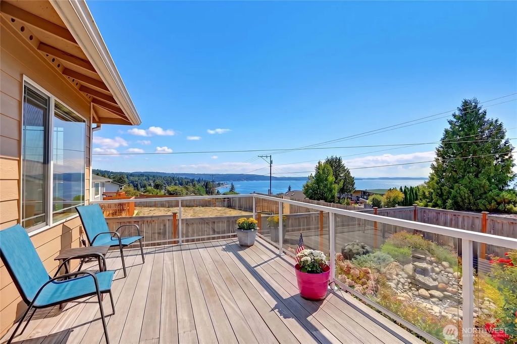510 Sunnycrest Lane, Camano Island