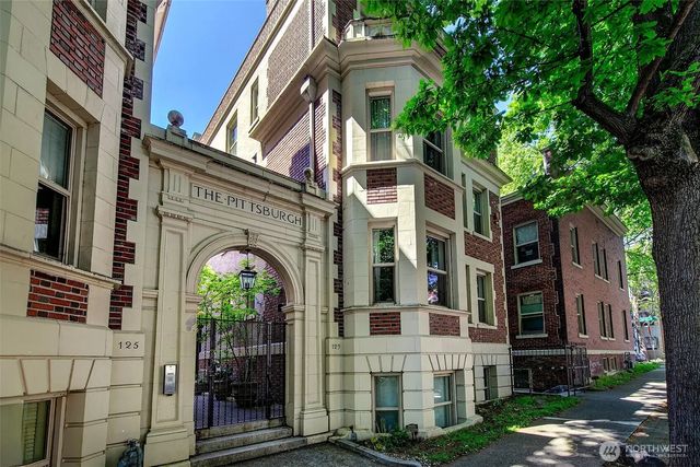125 Warren Avenue N J, Seattle