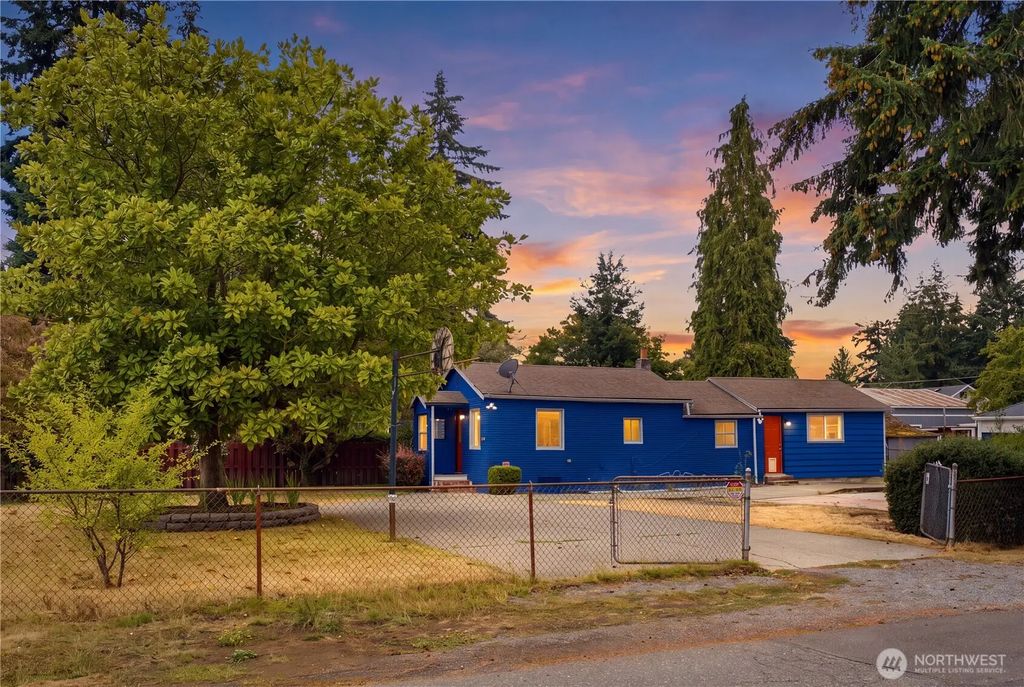 10409 3rd Avenue Sw, Seattle