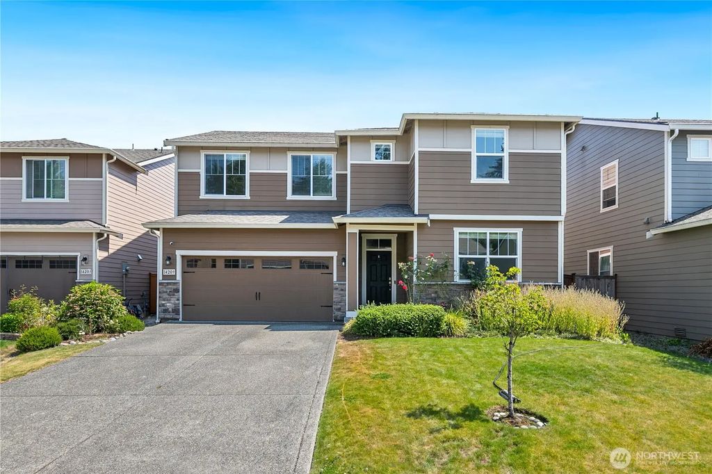 14209 67th Avenue E, Puyallup
