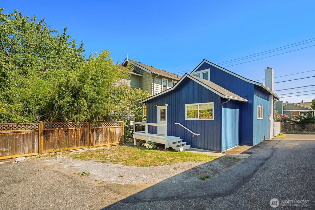 332 Ne 50th Street, Seattle