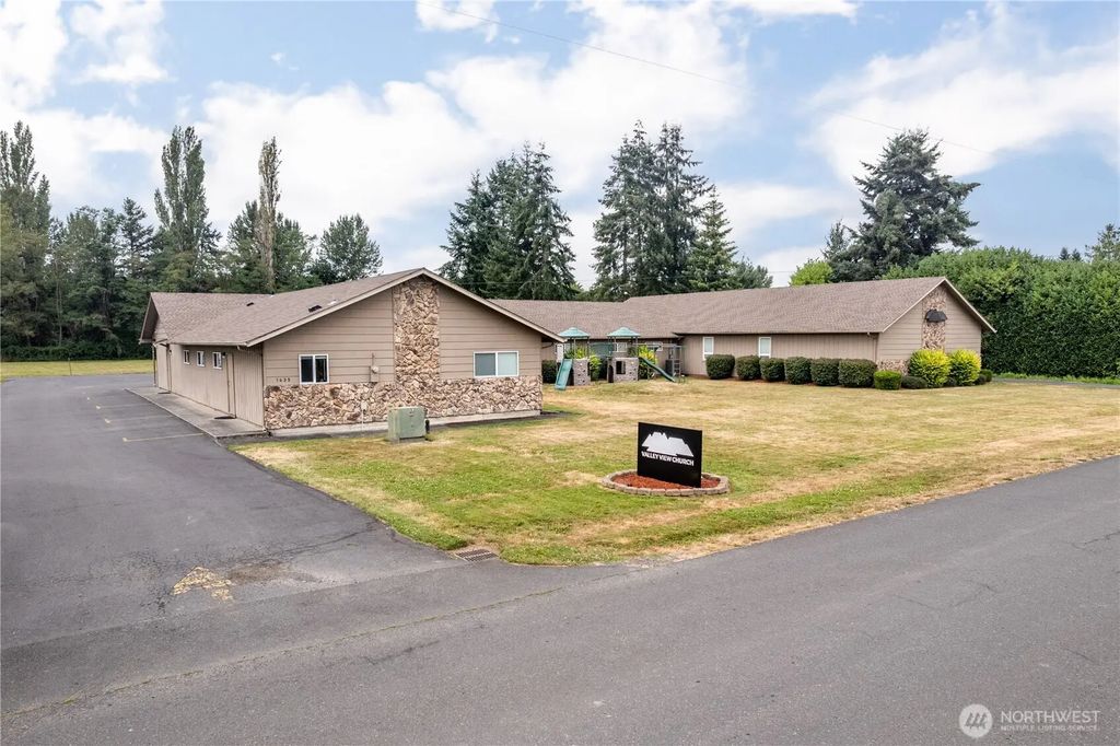 1435 33rd Avenue, Longview
