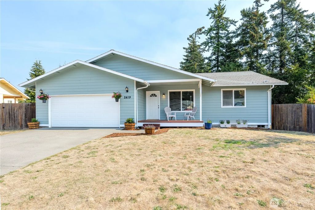 2419 Arbutus Ln, Port Angeles