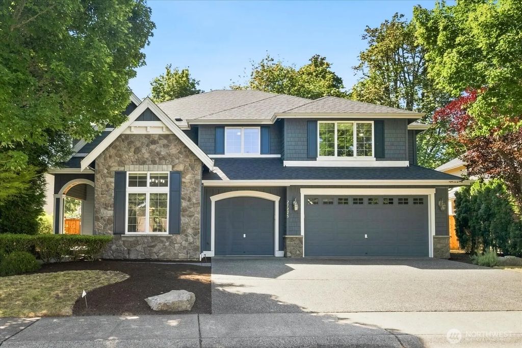 27225 Se 13th Place, Sammamish