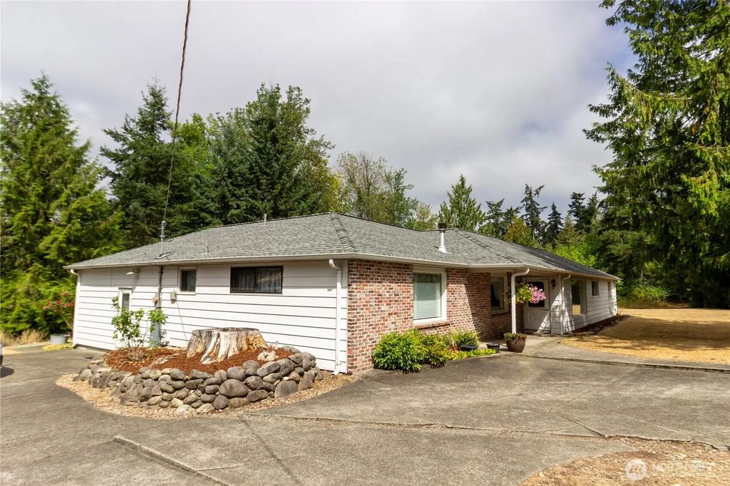 15522 38th Avenue E, Tacoma
