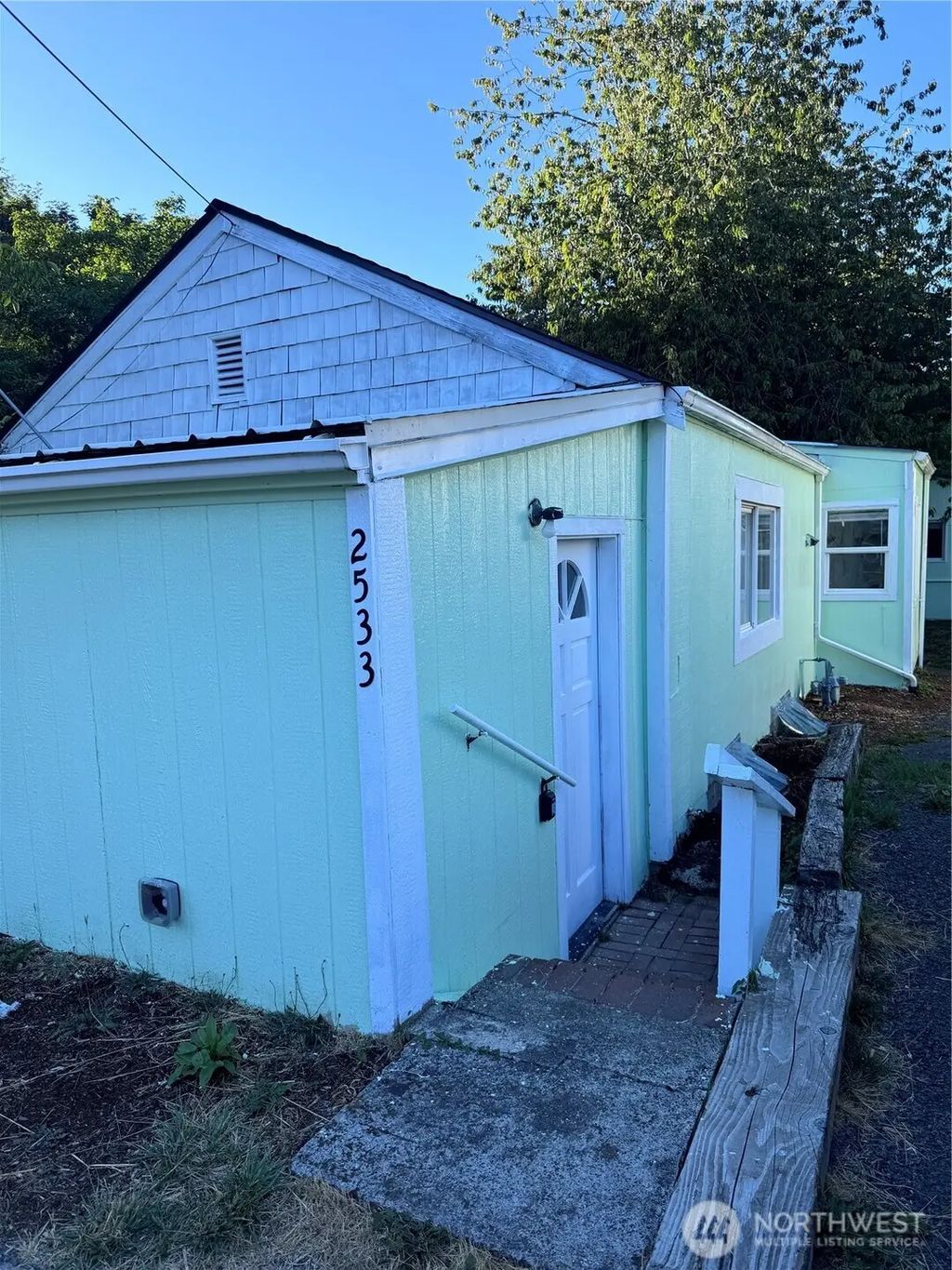 2533 E 3rd Street, Port Orchard