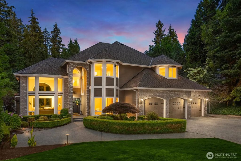 8220 228th Street Se, Woodinville