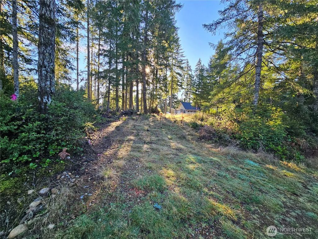 1190 E Manzanita Drive, Union