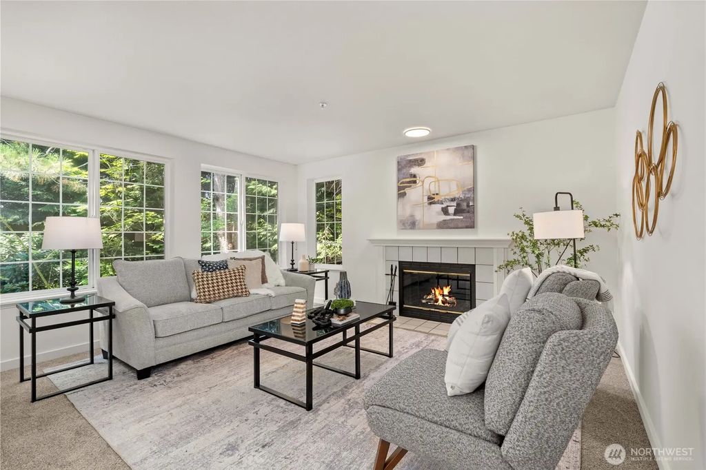 1628 118th Avenue Se F217, Bellevue