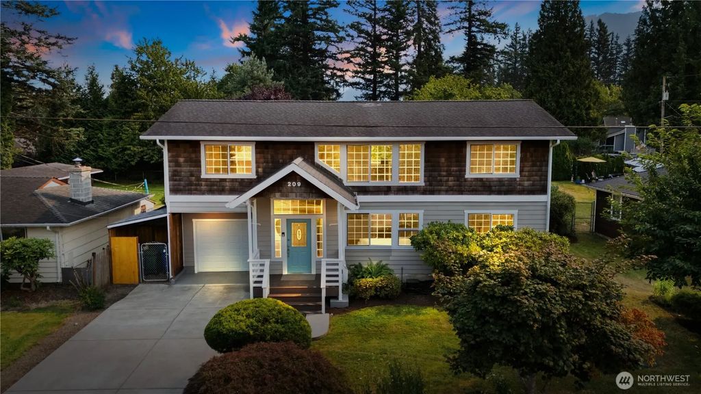 209 Ne 6th Street, North Bend