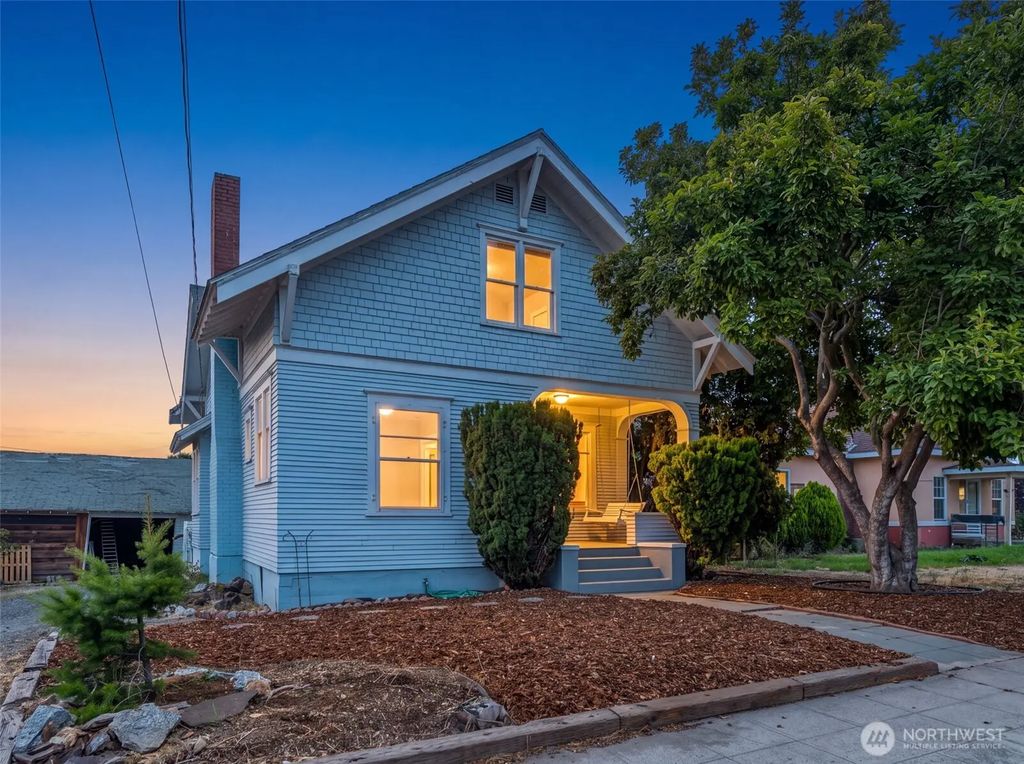 311 Okanogan Avenue, Wenatchee