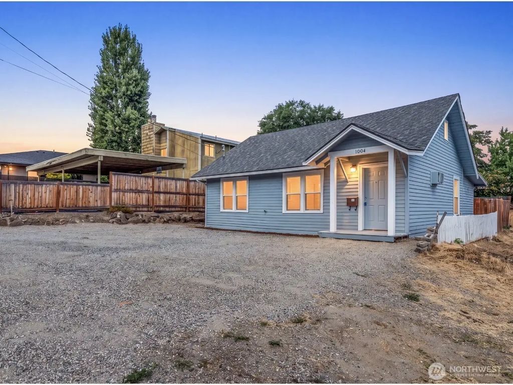 1004 5th Street, Wenatchee