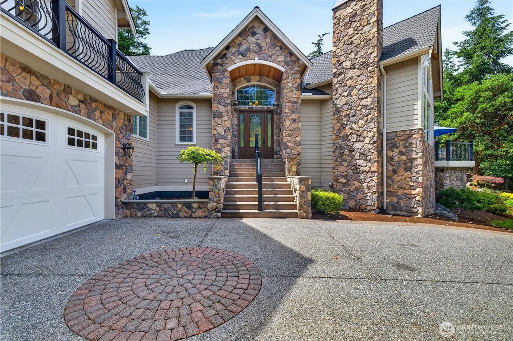 11946 New Morning Drive, Anacortes