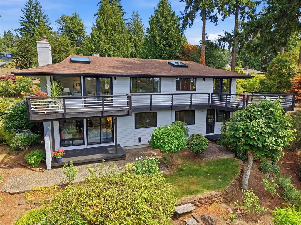 4802 111th Avenue Ne, Kirkland