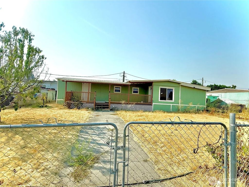 4354 Ne Roberts Pl A14, Moses Lake
