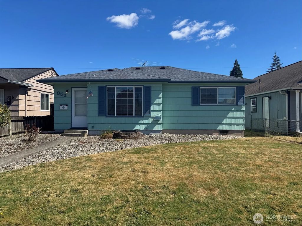 352 28th Avenue, Longview