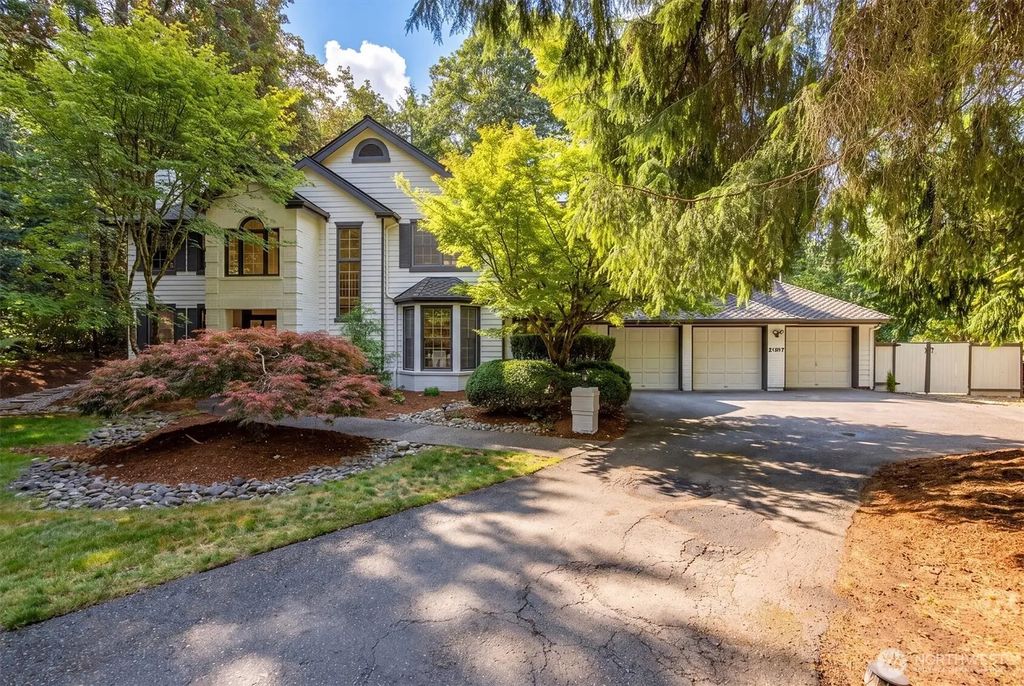 21517 Ne 143rd Place, Woodinville