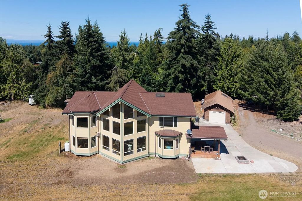 114 Blackberry Lane, Port Angeles