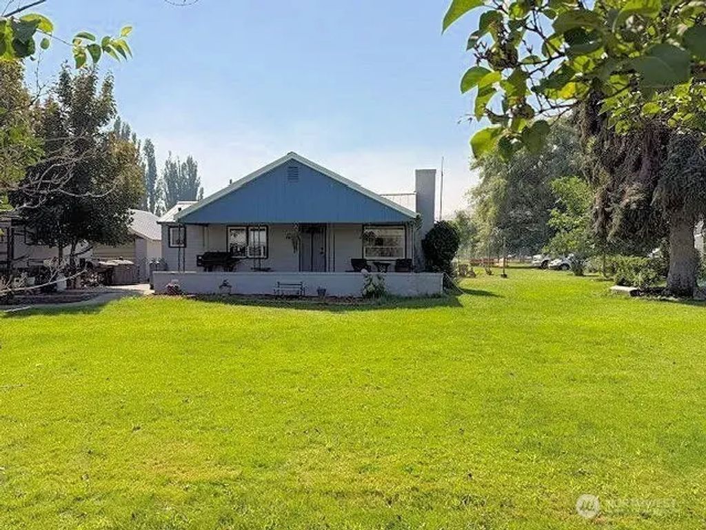 595 Sr 173, Brewster