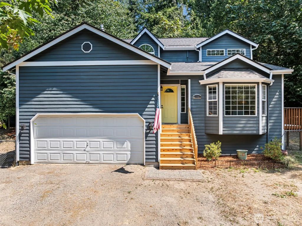 12568 Spohn Road Ne, Poulsbo