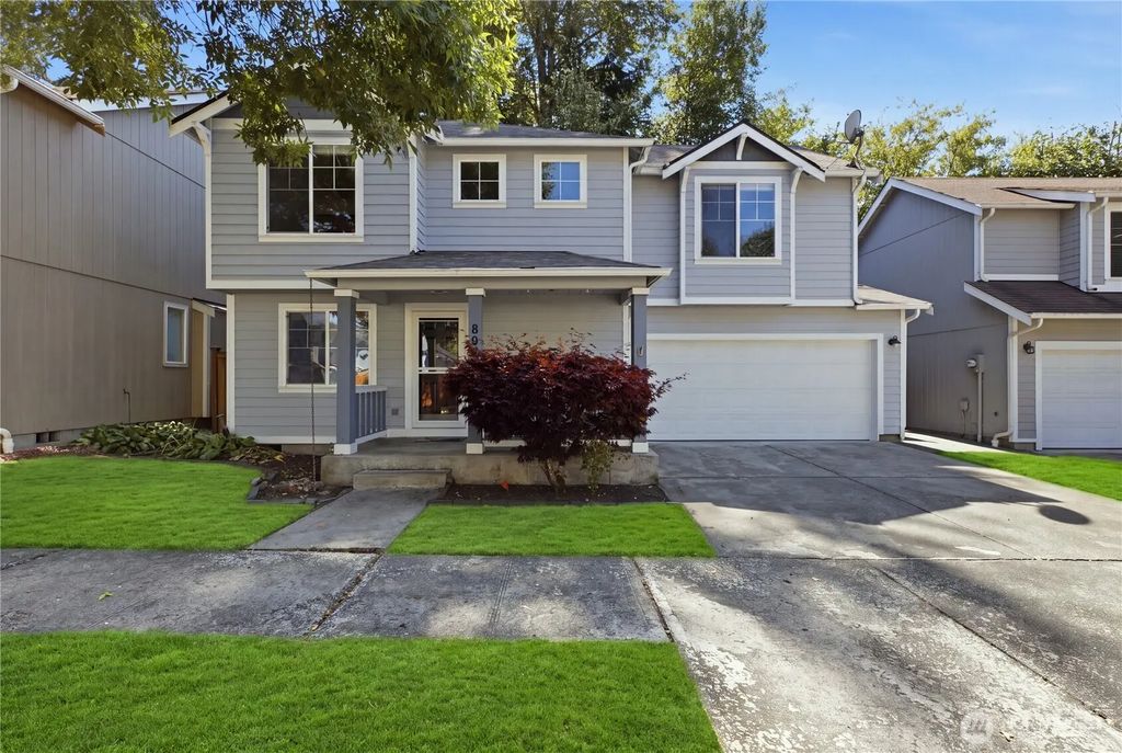 808 28th Avenue Se, Puyallup