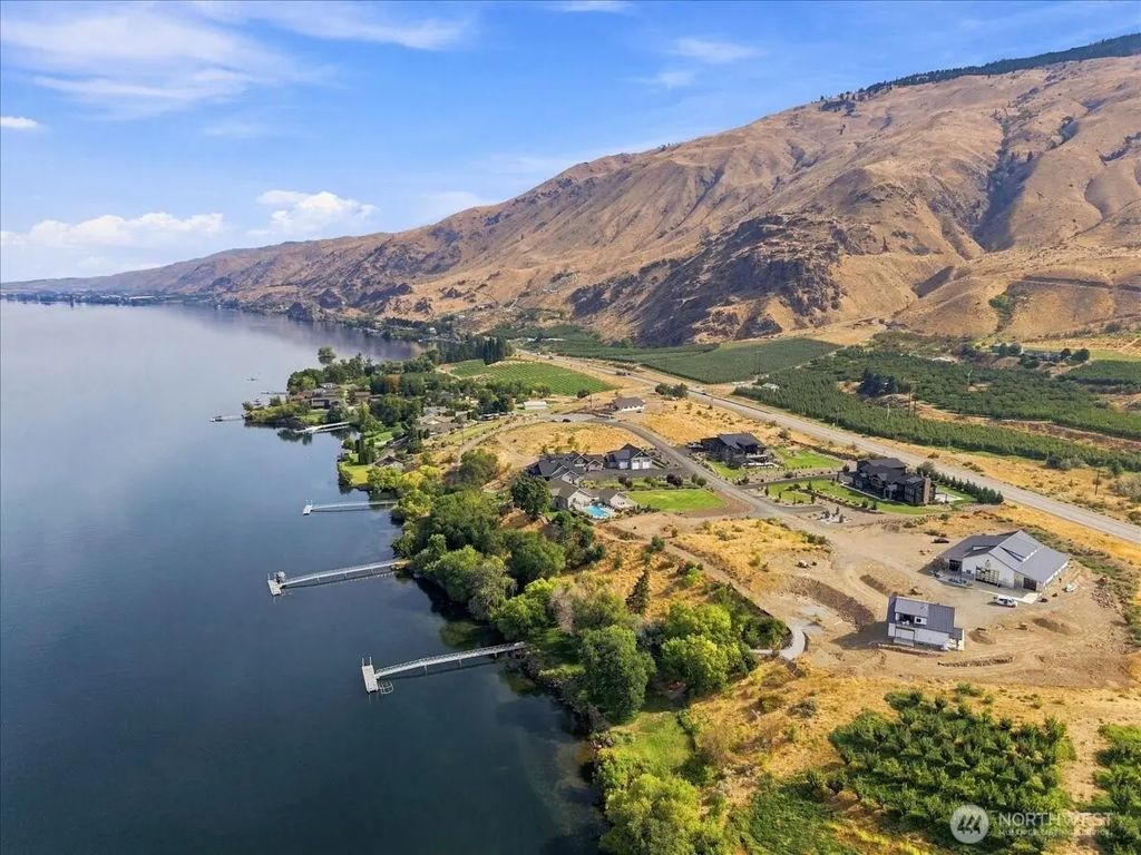 55 Shore Drive, East Wenatchee