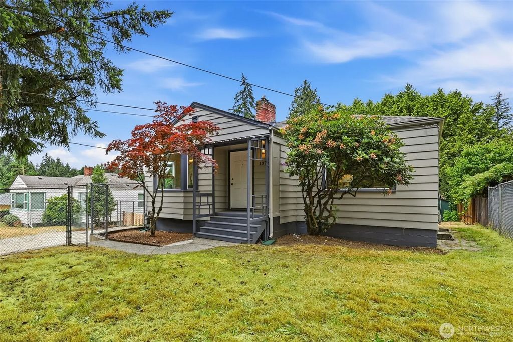 10713 15th Avenue Ne, Seattle
