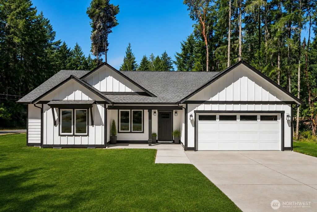 8918 127th Avenue Ct, Anderson Island
