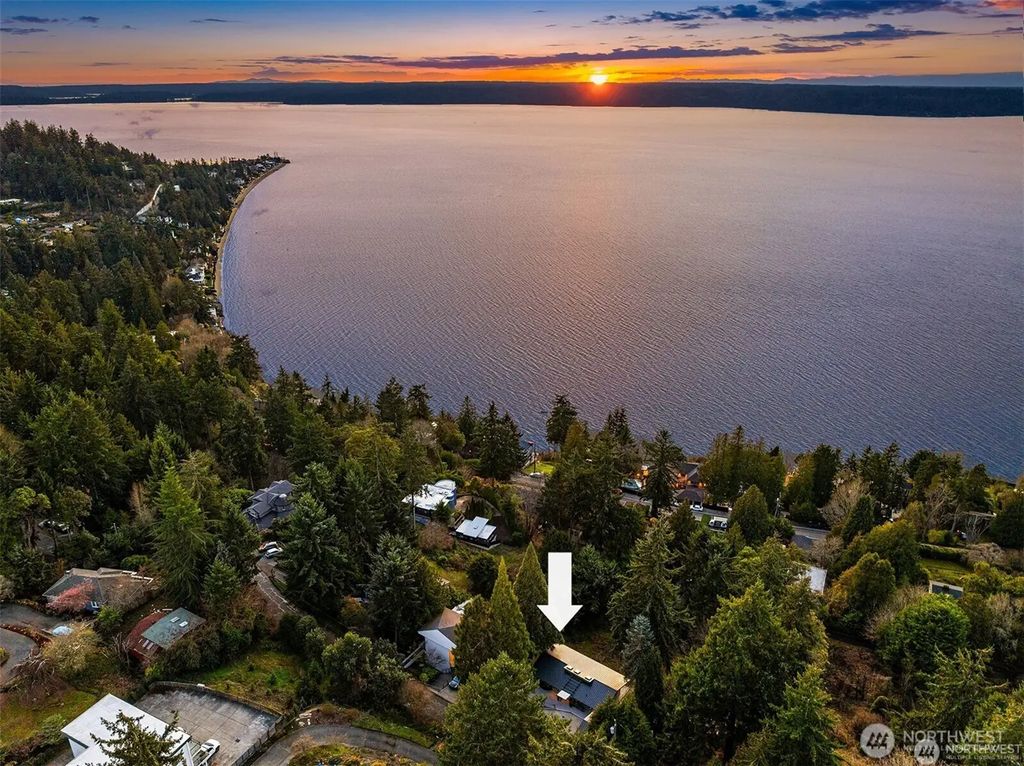 15733 25th Avenue Sw, Burien