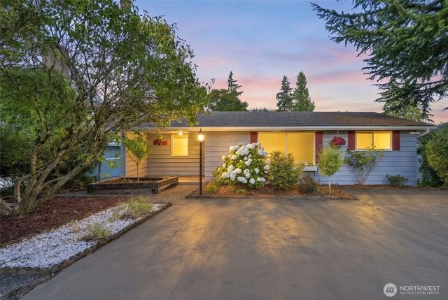 11526 3rd Avenue Ne, Seattle