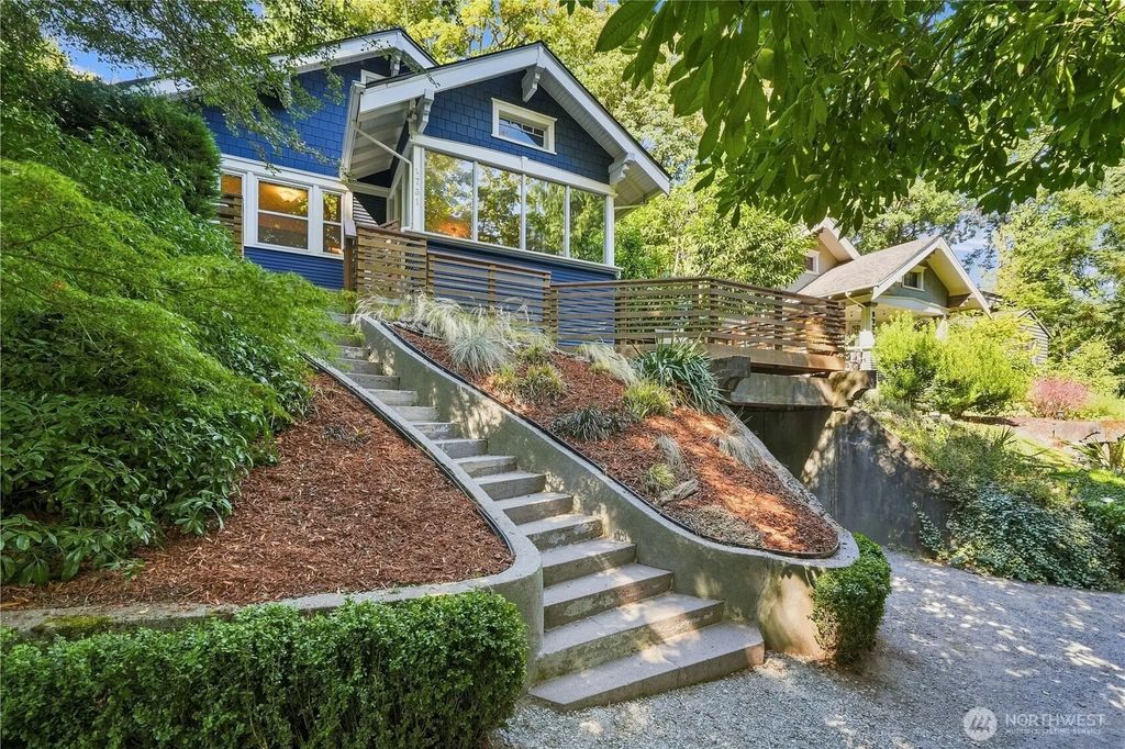 1731 Lake Washington Boulevard S, Seattle