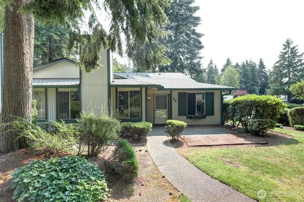 533 S 323rd Place 9g, Federal Way