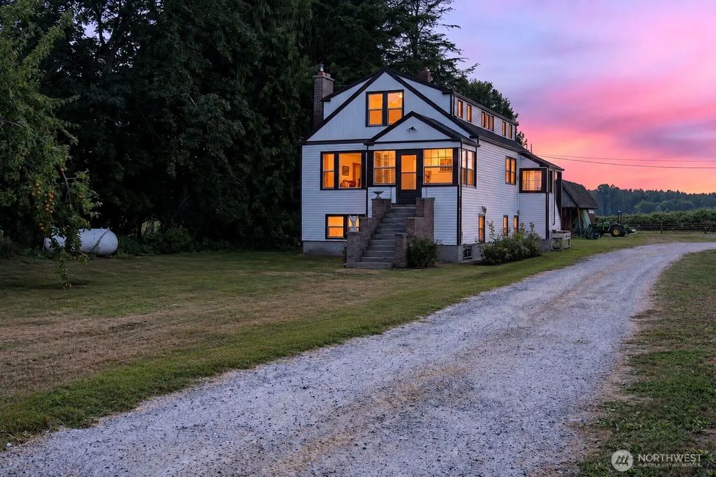 11174 Sterling Road, Sedro Woolley