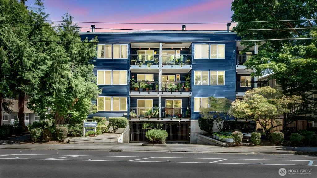 18210 73rd Avenue Ne 304, Kenmore