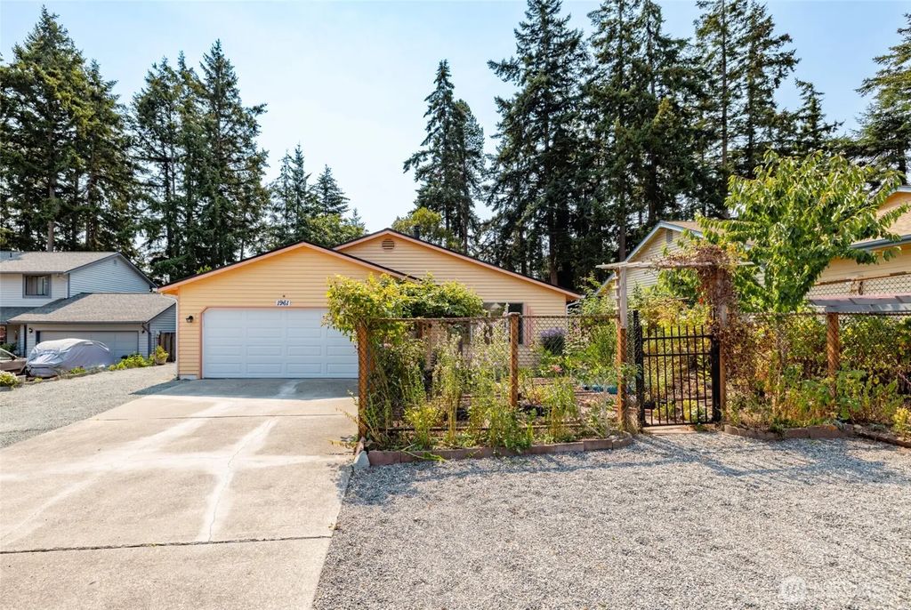 1961 Ne 9th Avenue, Oak Harbor