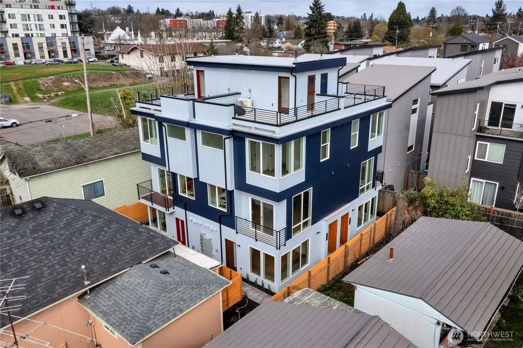 4404 S Othello Street C, Seattle
