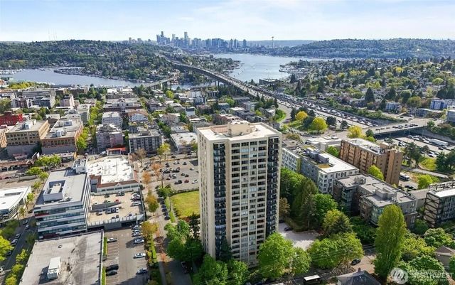 4540 8th Avenue Ne 1605, Seattle