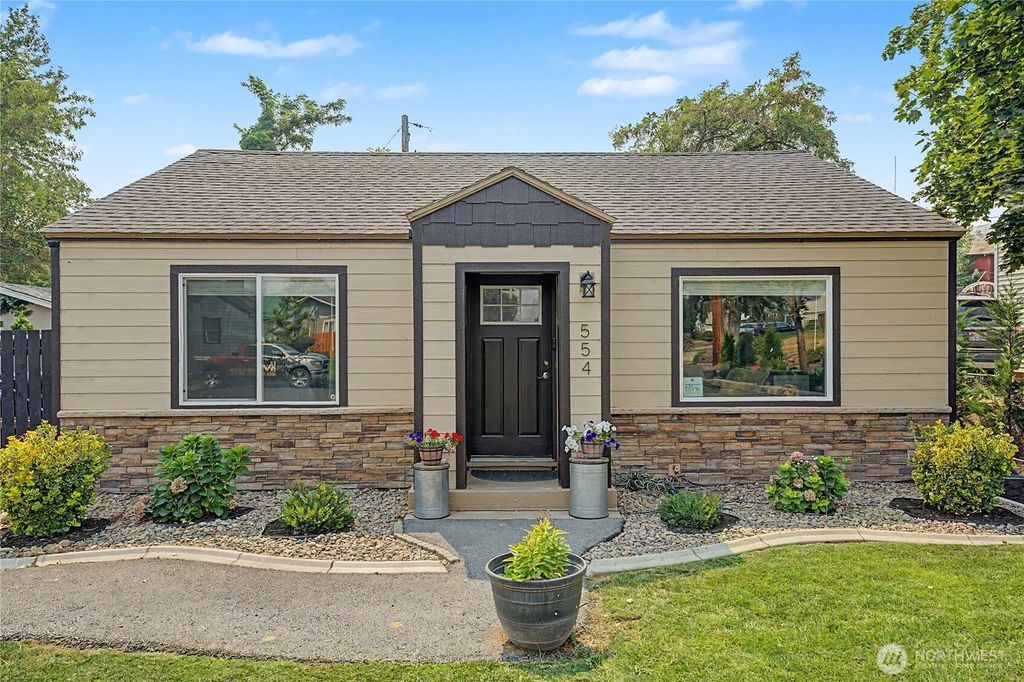 554 Sw 3rd Avenue, Ephrata