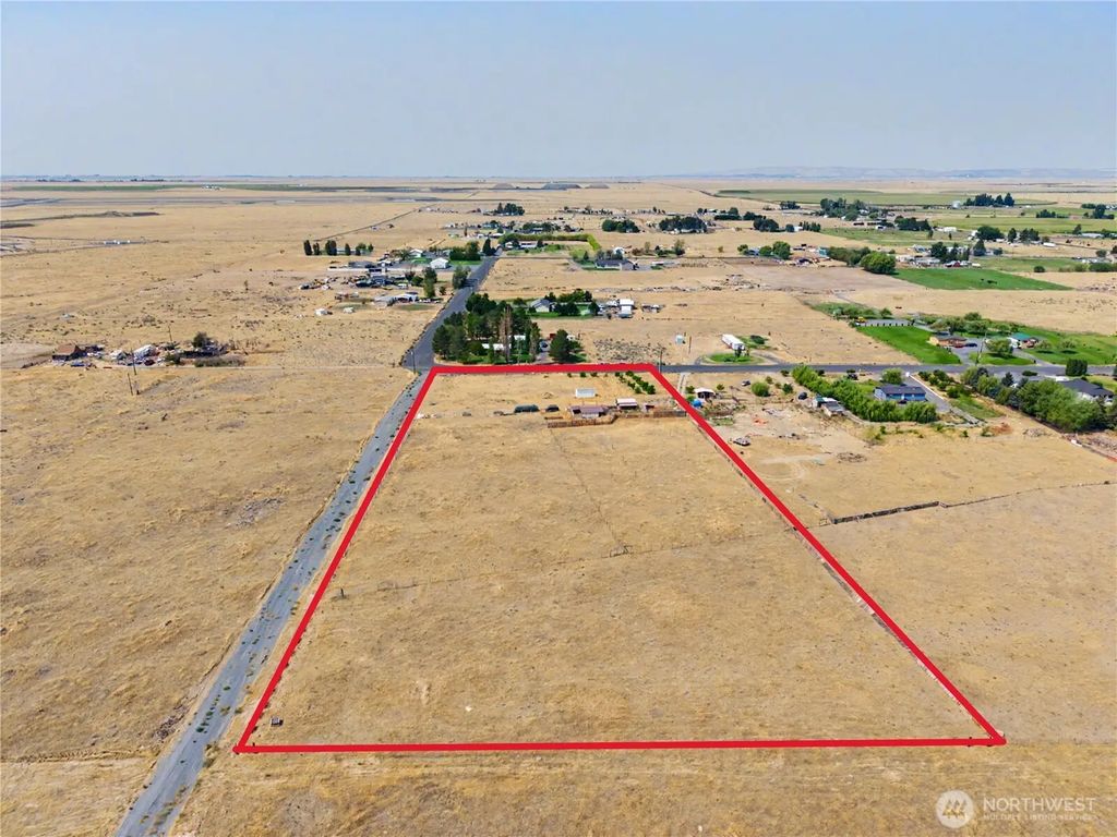 9625 Rd H.8 Ne, Moses Lake