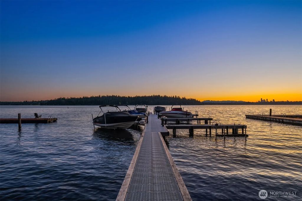 4889 Forest Avenue Se, Mercer Island