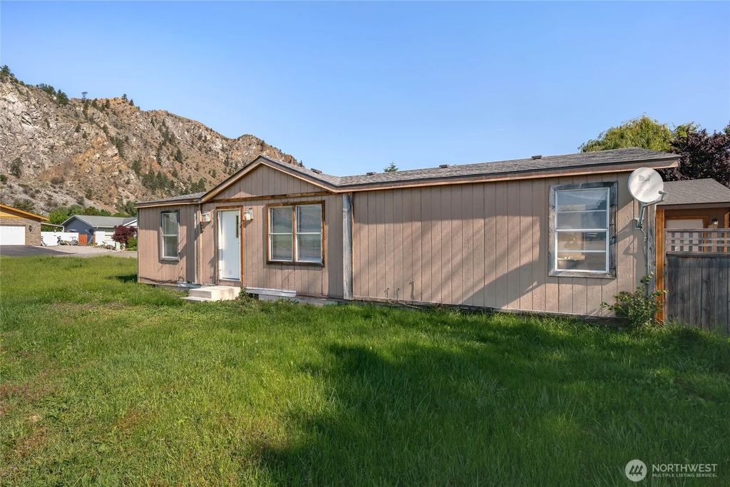 14901 Voss Place, Entiat