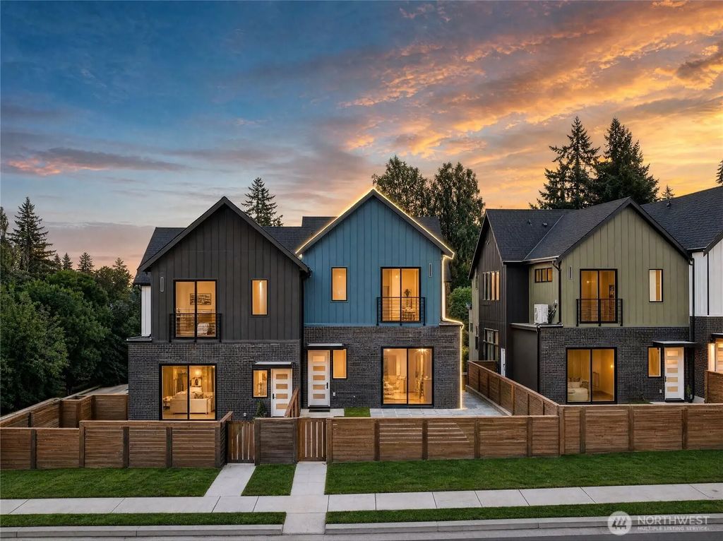 18603 104th Avenue Ne B, Bothell