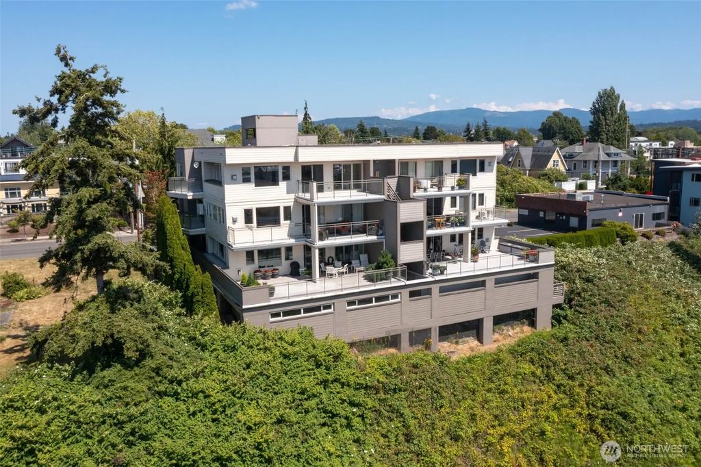 1301 W Holly Street 302, Bellingham