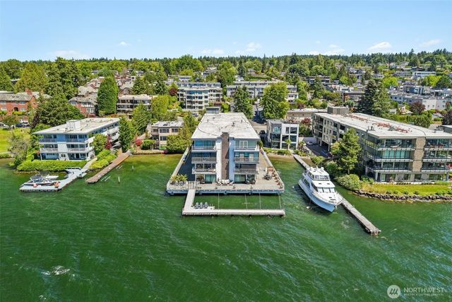 6421 Lake Washington Boulevard Ne 301, Kirkland