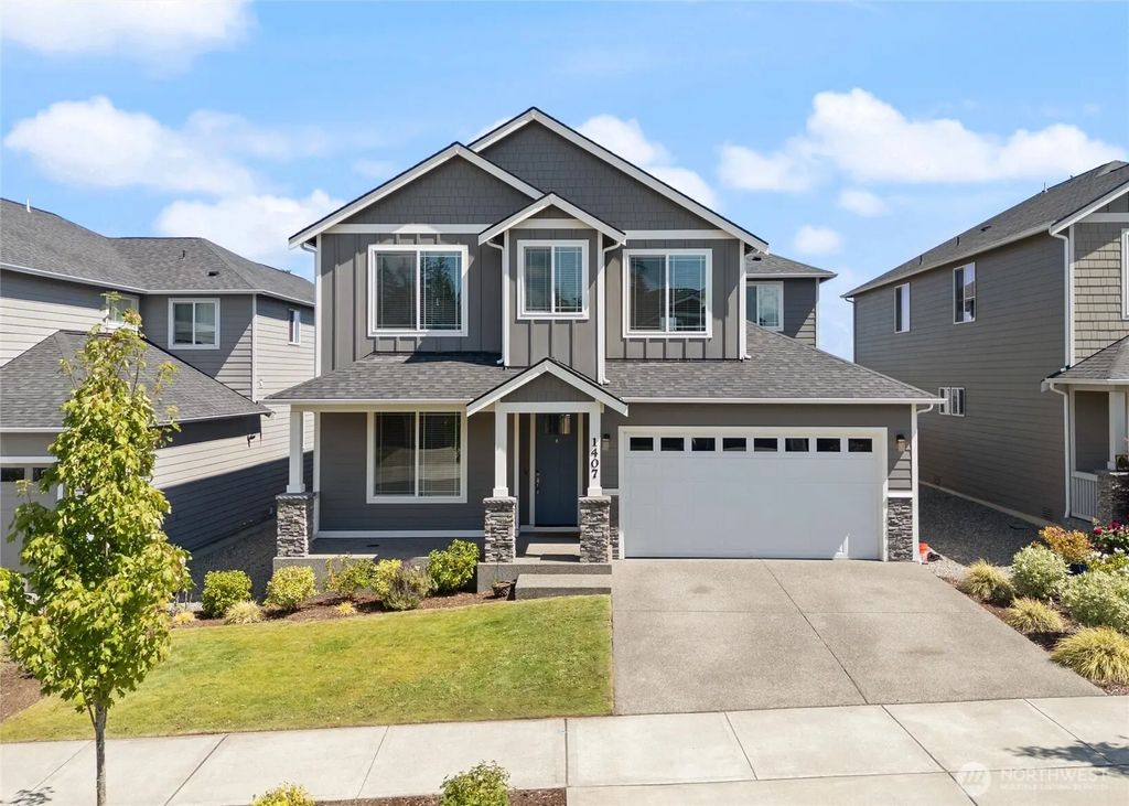 1407 Baker Heights Loop, Bremerton
